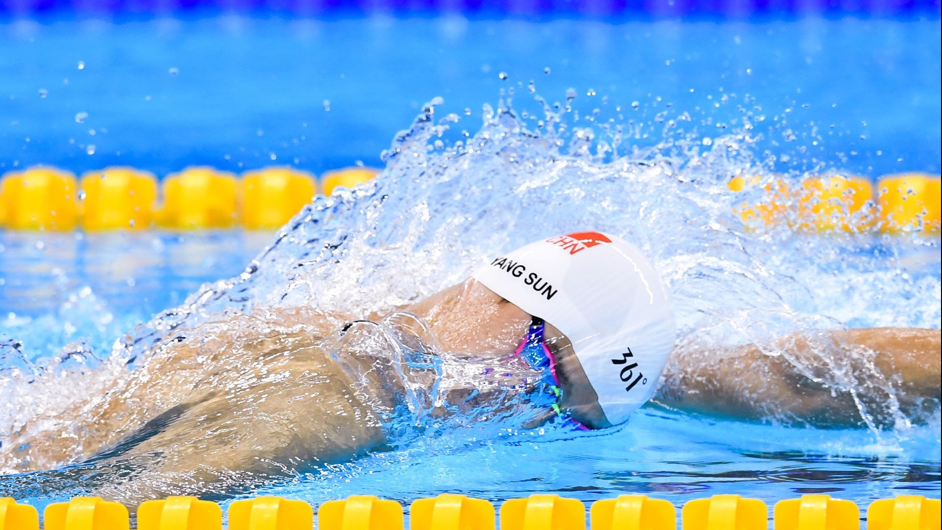 开云集团中国官网-提前布局：车队如何应对未来比赛环境，车队未来发展的建议